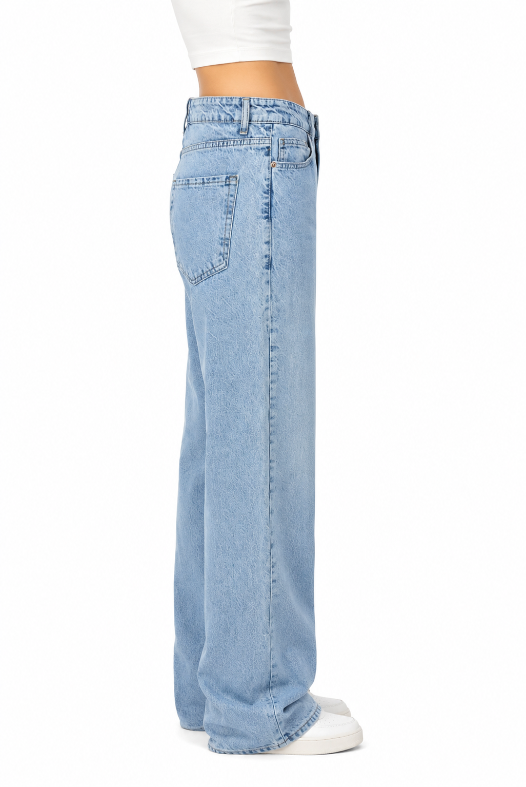 Açık Mavi Bol Paça Kadın Jean